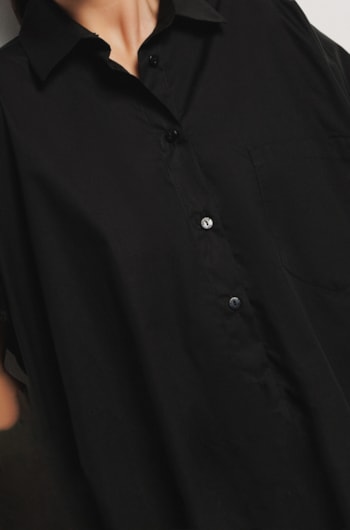 0025916-camicia-over-smanicata-in-popeline-nero-2000