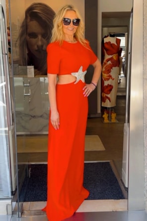 VESTIDO LONGO ESTRELA VERMELHO LANÇA PERFUME 