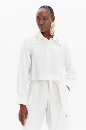 CAMISA CURTA COM APLICAÇÕES LANÇA PERFUME 