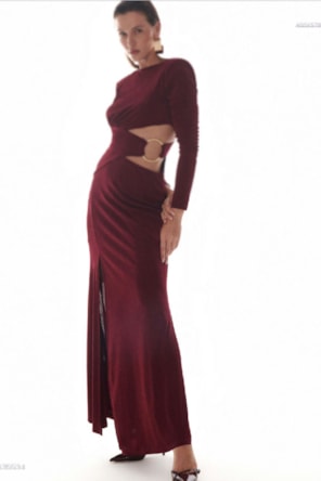 VESTIDO AMEIXA  COM FENDA DIMY 