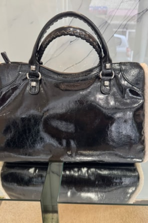 MALA SHINE TOTE PRETA PELO RUE MADAM