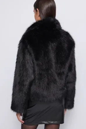 CASACO PELO PRETO DENNY ROSE 