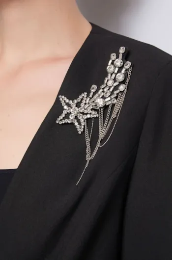 251-521dd35025-2001-p03