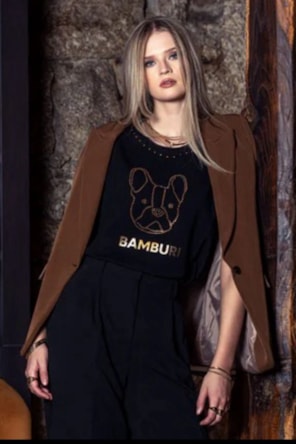 T´SHIRT PRETA BAMBURI 