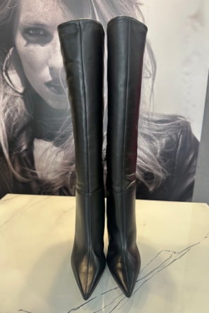 BOTA CANO ALTO PRETAS CARRANO 
