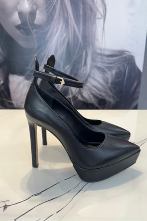 SAPATOS COMPENSADOS CARRANO 