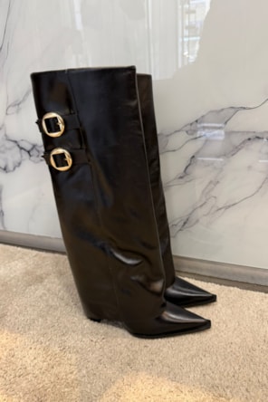 BOTAS CANO ALTO LANÇA PERFUME 