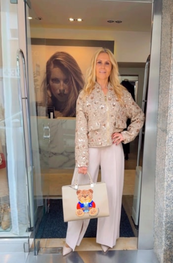 6db86d4b-0ff4-4901-9d6f-3f70c4a80cf3