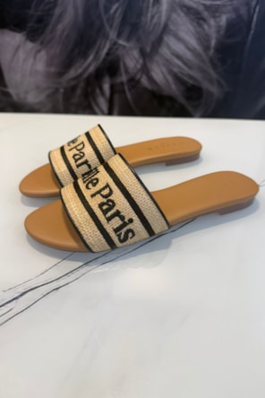 CHINELOS RAFFIA LOGO  GAELLE 